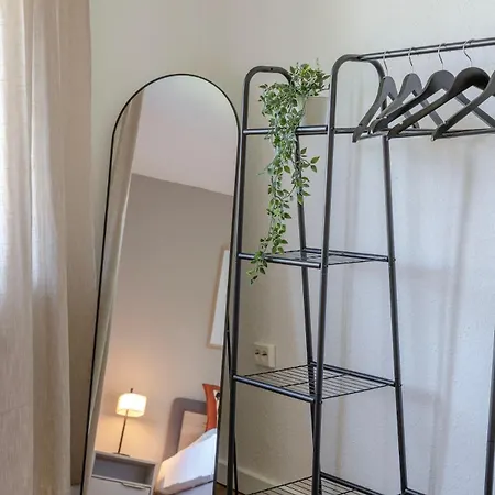 Appartement Design 2br - 6 Guests & Workspace - Messe Dus *